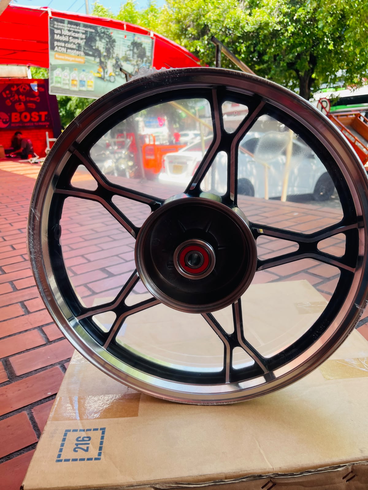 Rin Trasero de Aspas Suzuki GN 125 (Rin 16) - Sukiparts (Negro/Maquinado)