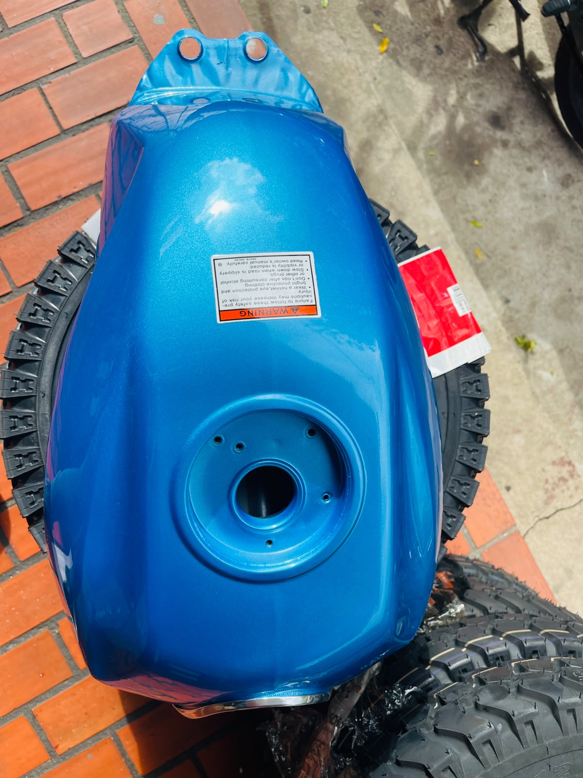 Tanque de Gasolina AKT EVO NE 125 / 150 - Azul Metalizado (Marca APM)