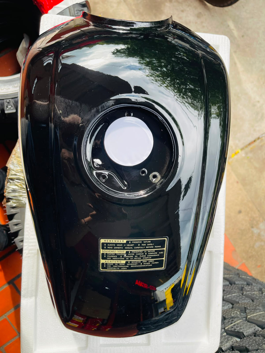 Tanque de Gasolina Bera Socialista 150 - Negro (Con Calcomanías)