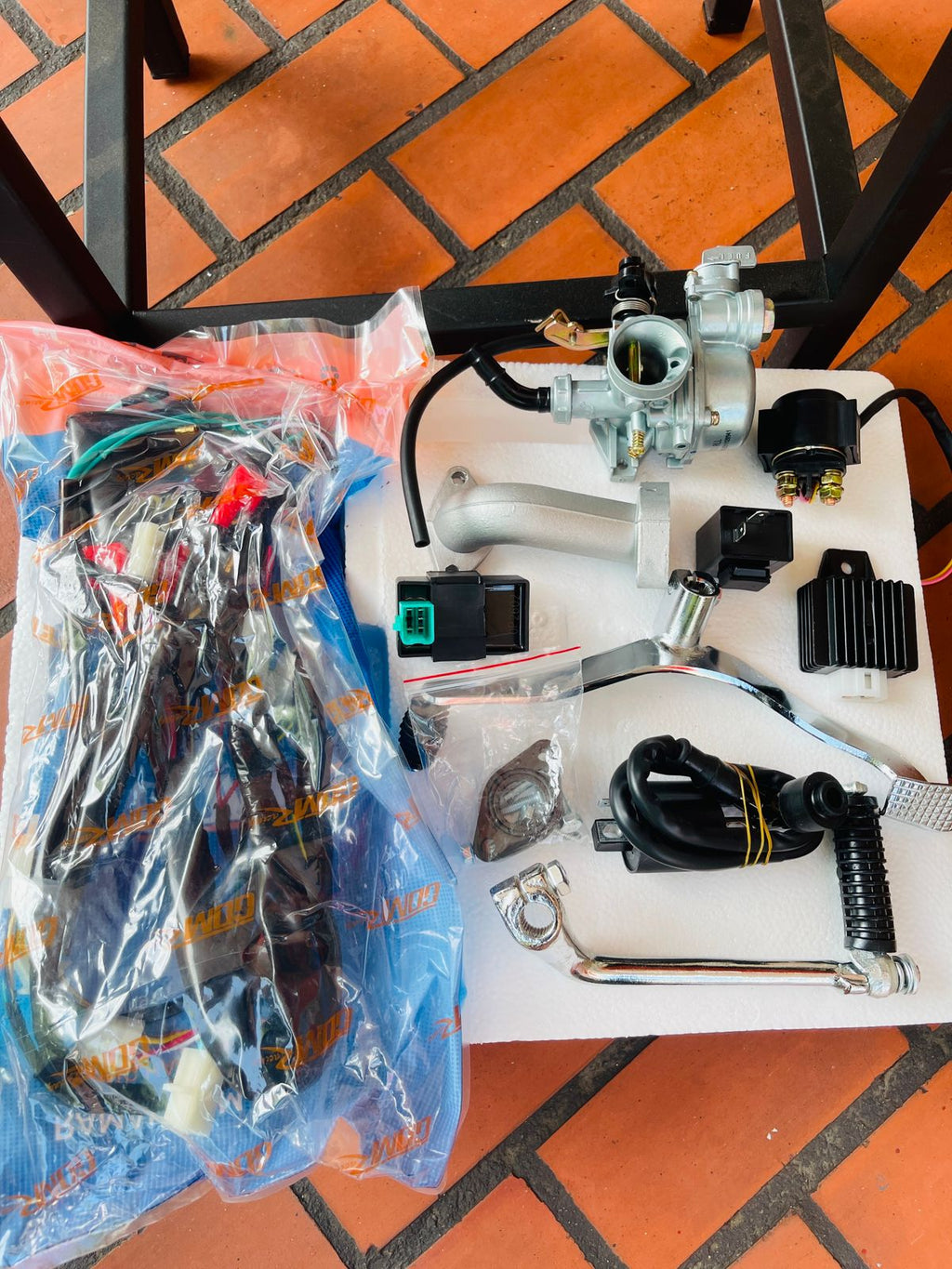 Motor Completo 110cc Semiautomático para AKT 110 / Active 110 / Unik 110 (Marca GDM Japan)