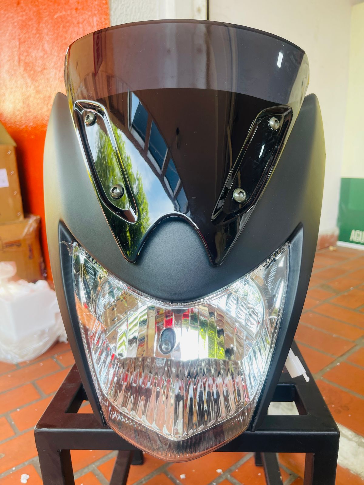 Combo Carenaje Frontal Completo con Farola y Visor para Yamaha SZ-R 150 / SZ-RR 160 (Marca GX Motor) - Negro