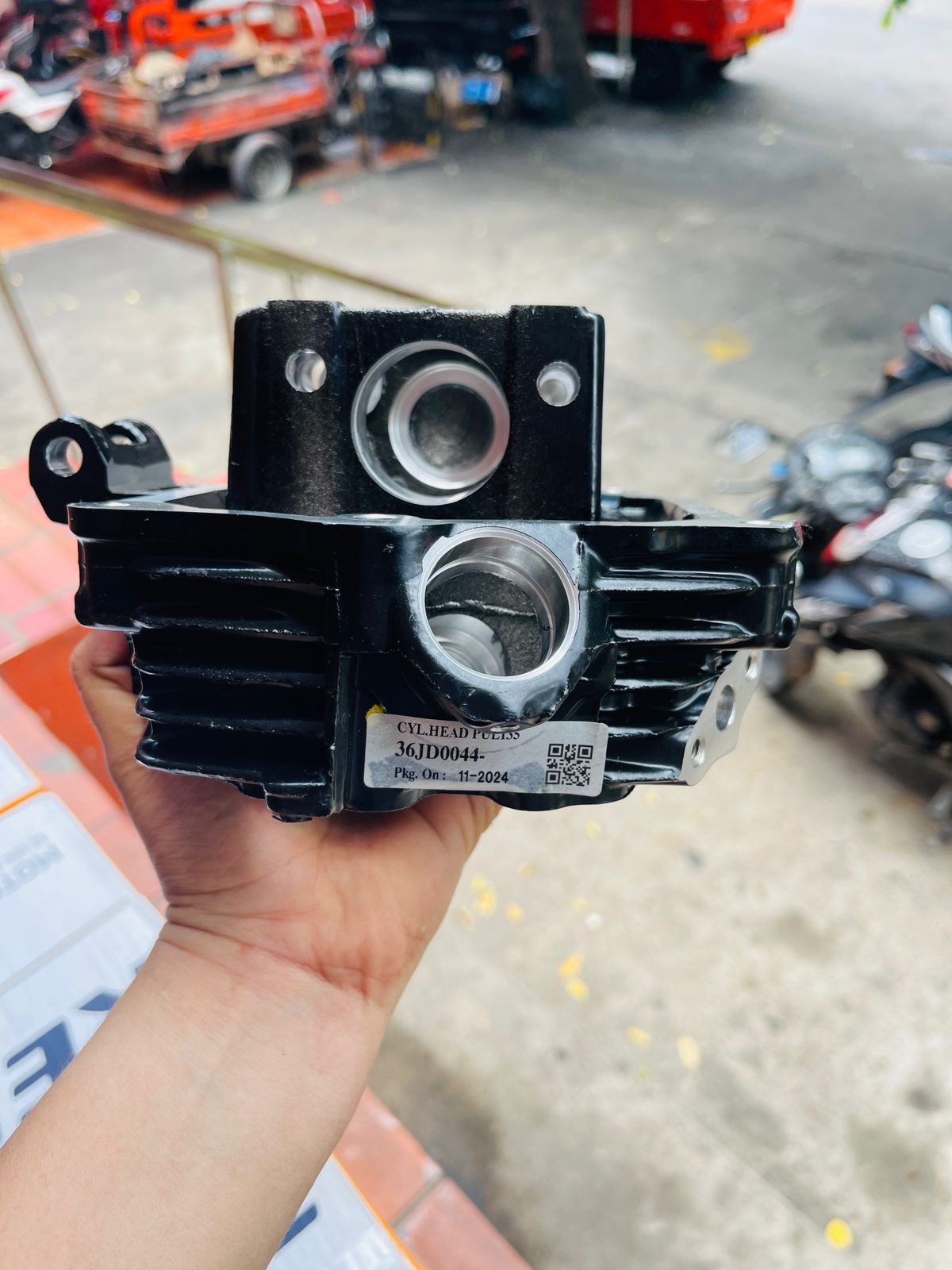 Culata de Motor Original para Bajaj Pulsar 135 LS (4 Válvulas) - Código 36JD0044