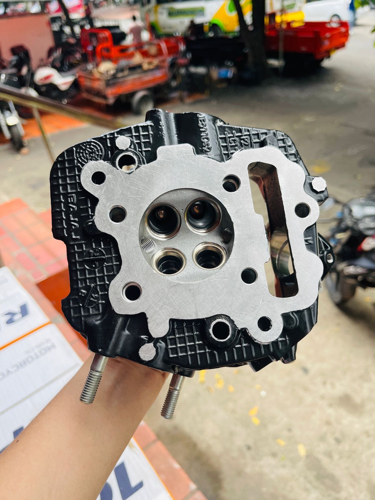 Culata de Motor Original para Bajaj Pulsar 135 LS (4 Válvulas) - Código 36JD0044