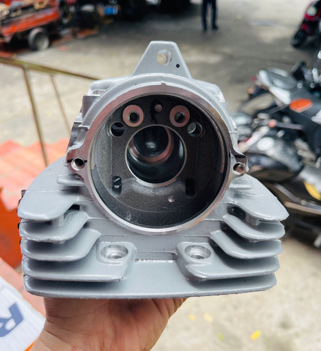 Culata de Motor Original para Bajaj Boxer CT 100 / Platino 100