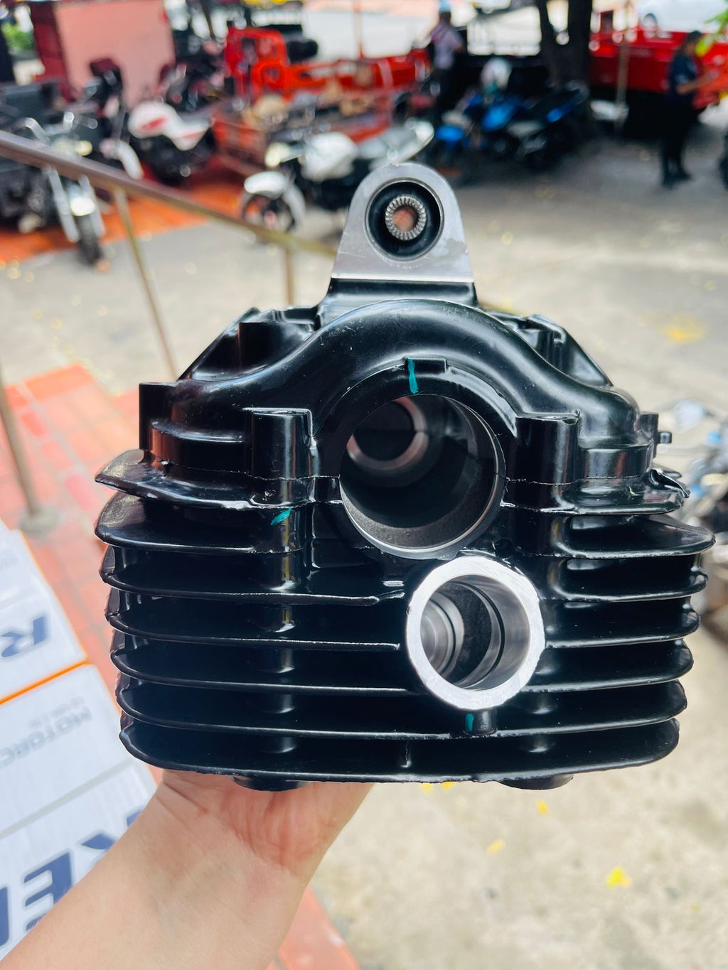 Culata de Motor Original para Bajaj Pulsar 180 / 220 UG (DTS-i)