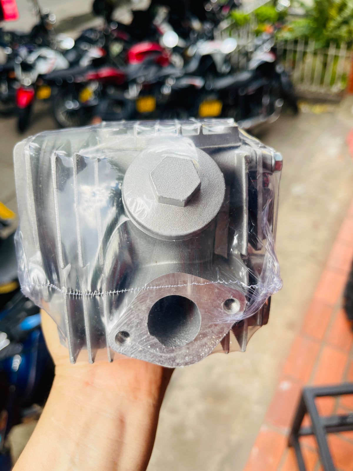 Culata de Motor para AKT Flex 110 / Special 110 / AK 110 (Con Válvulas)
