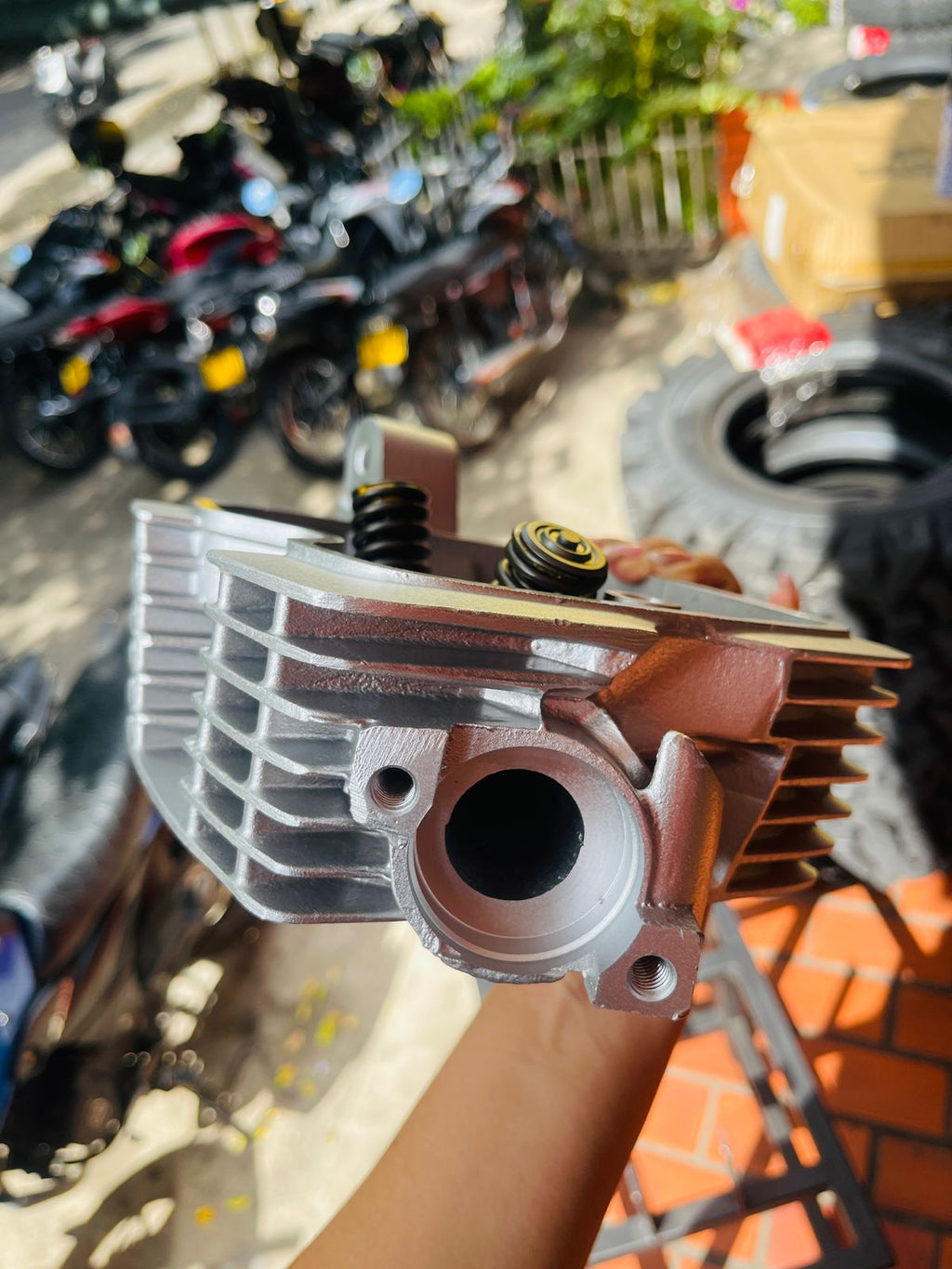Culata de Motor para Honda XR 150L - Marca GDM (Con Válvulas)