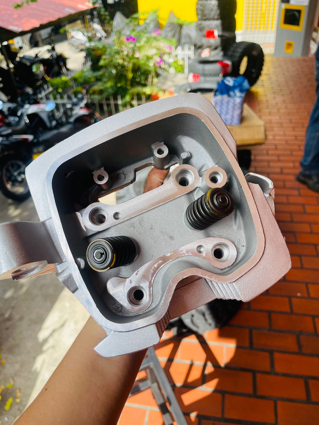 Culata de Motor para Honda XR 150L - Marca GDM (Con Válvulas)