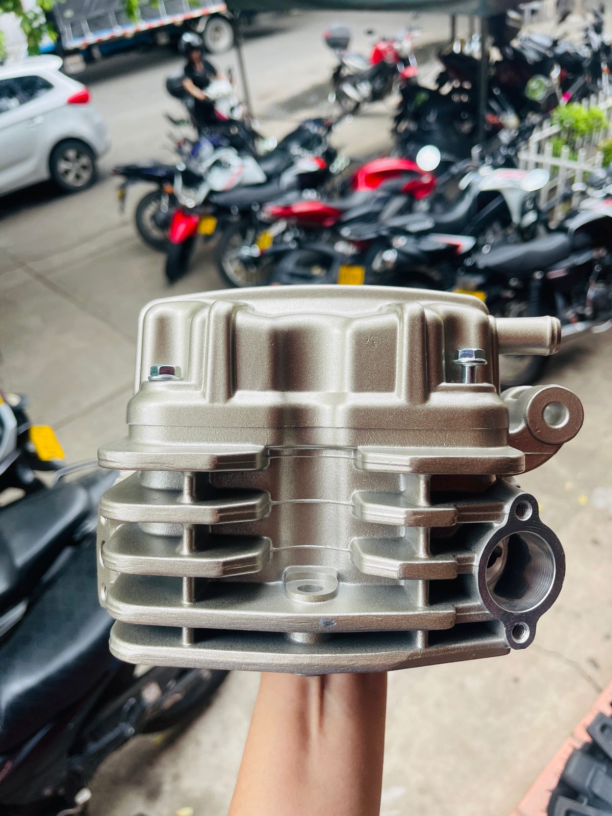 Culata de Motor Refrigerada por Agua para Ayco / Zongshen 300cc - Marca MCL (Con Válvulas)