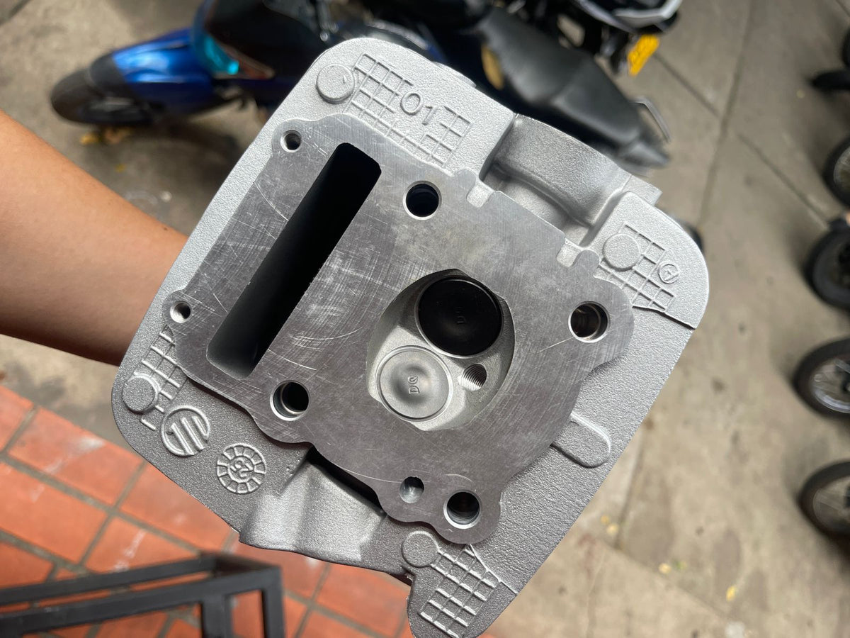 Culata de Motor Completa para Suzuki GN 125 / GS 125 - Marca Sukiparts